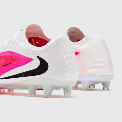 Phantom 6 Low Elite AG - Breakout World Cup Pack