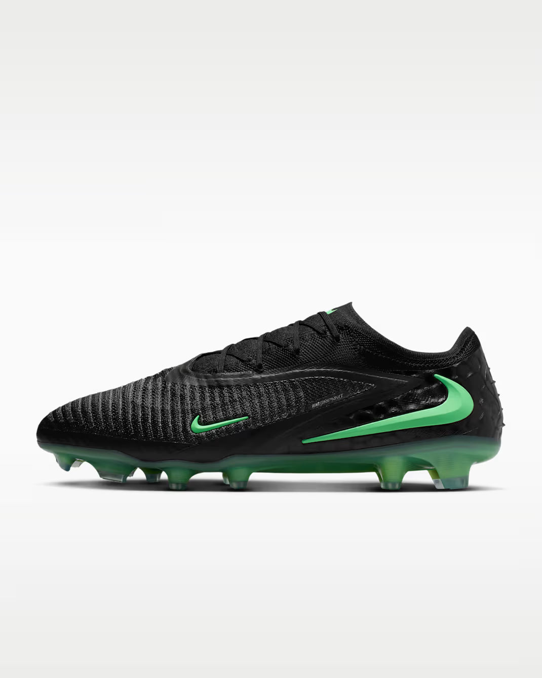 Phantom 6 Low Elite FG Black Pack