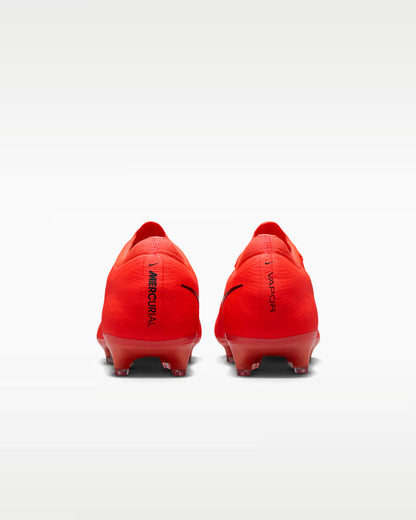 Vapor 17 Elite AG - Break 'Em Pack